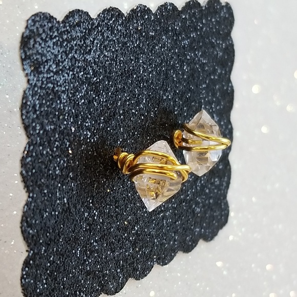 Herkimer dimond wire wrap stud earrings - Picture 5 of 6
